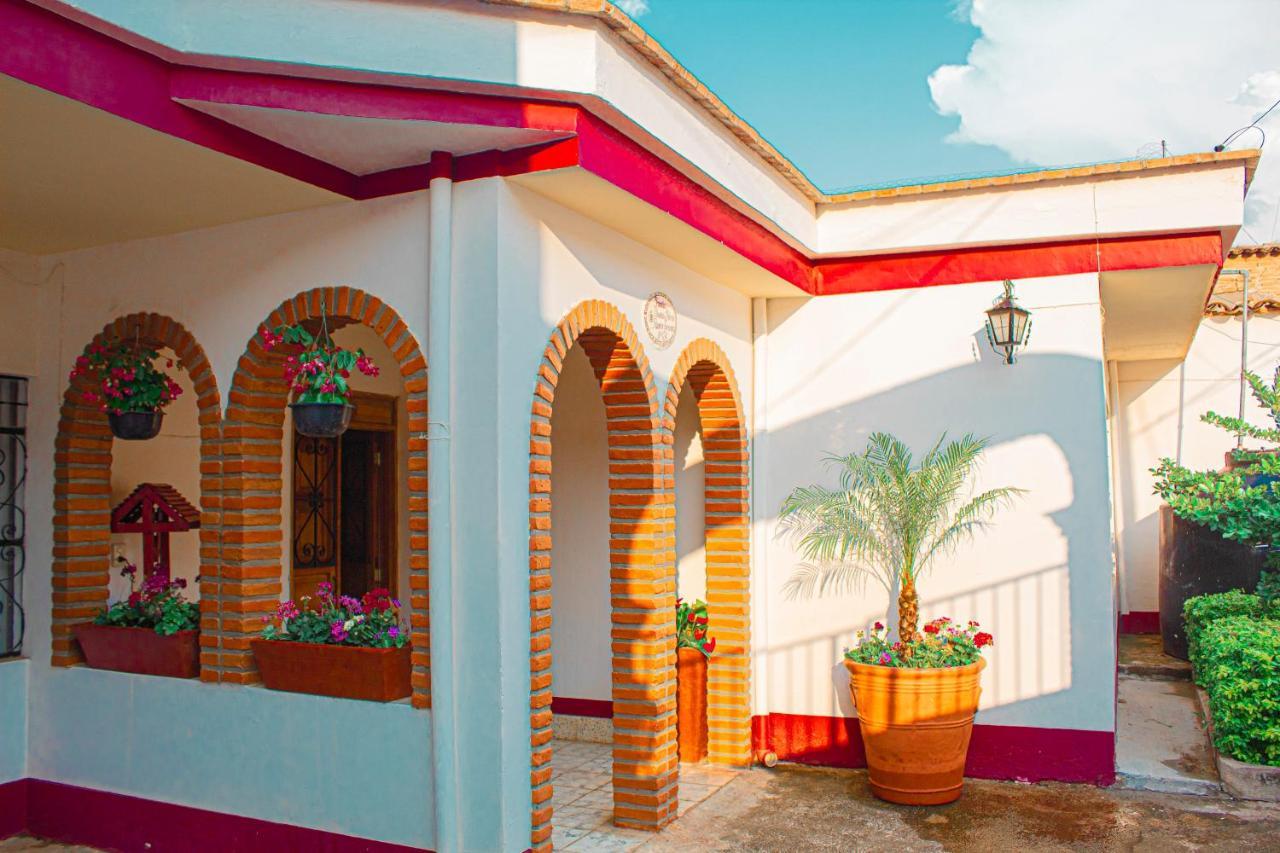 Villa Flores, Casa En El Centro De Mascota Exterior photo